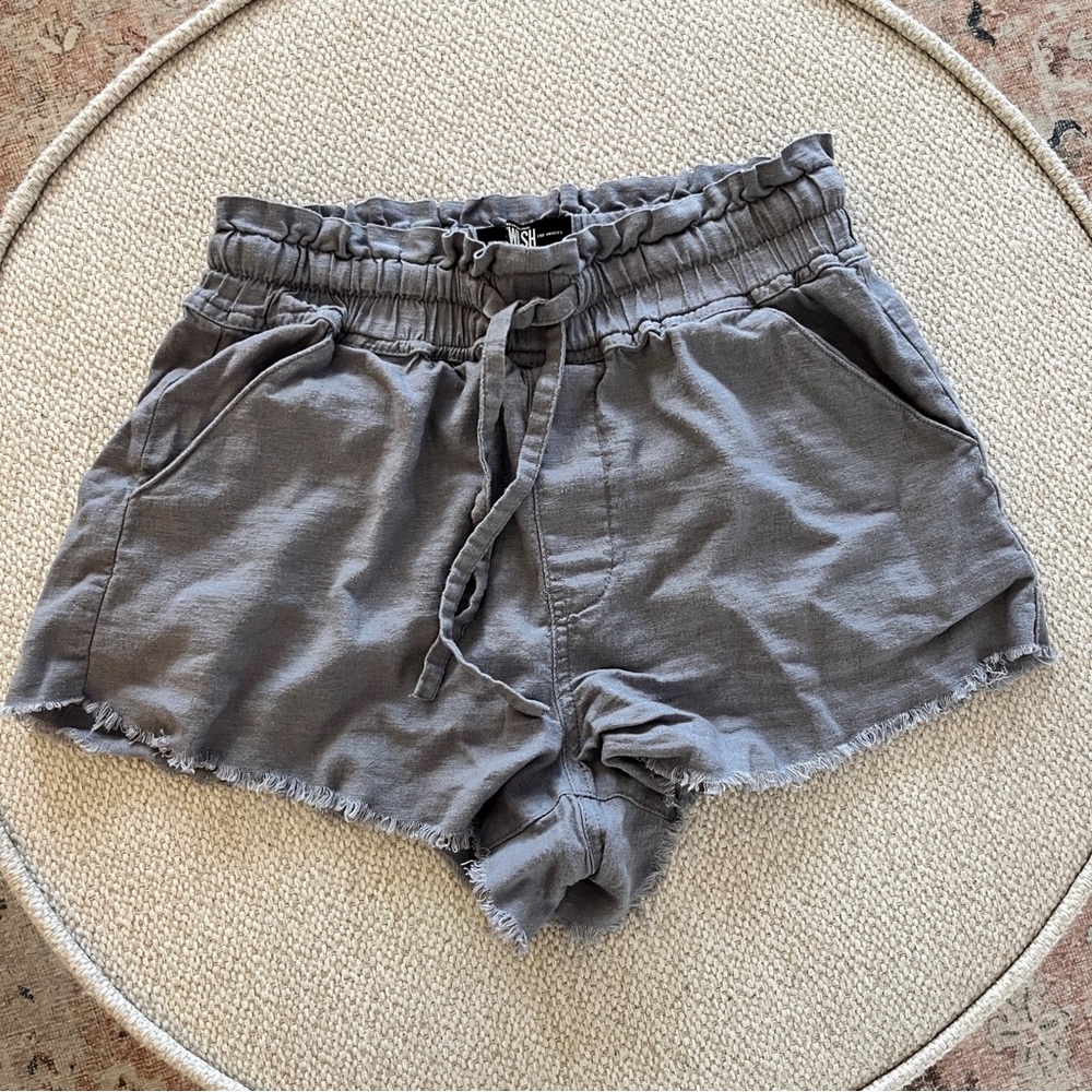 NWOT Re-wash High Rise Raw Hem Linen Shorts